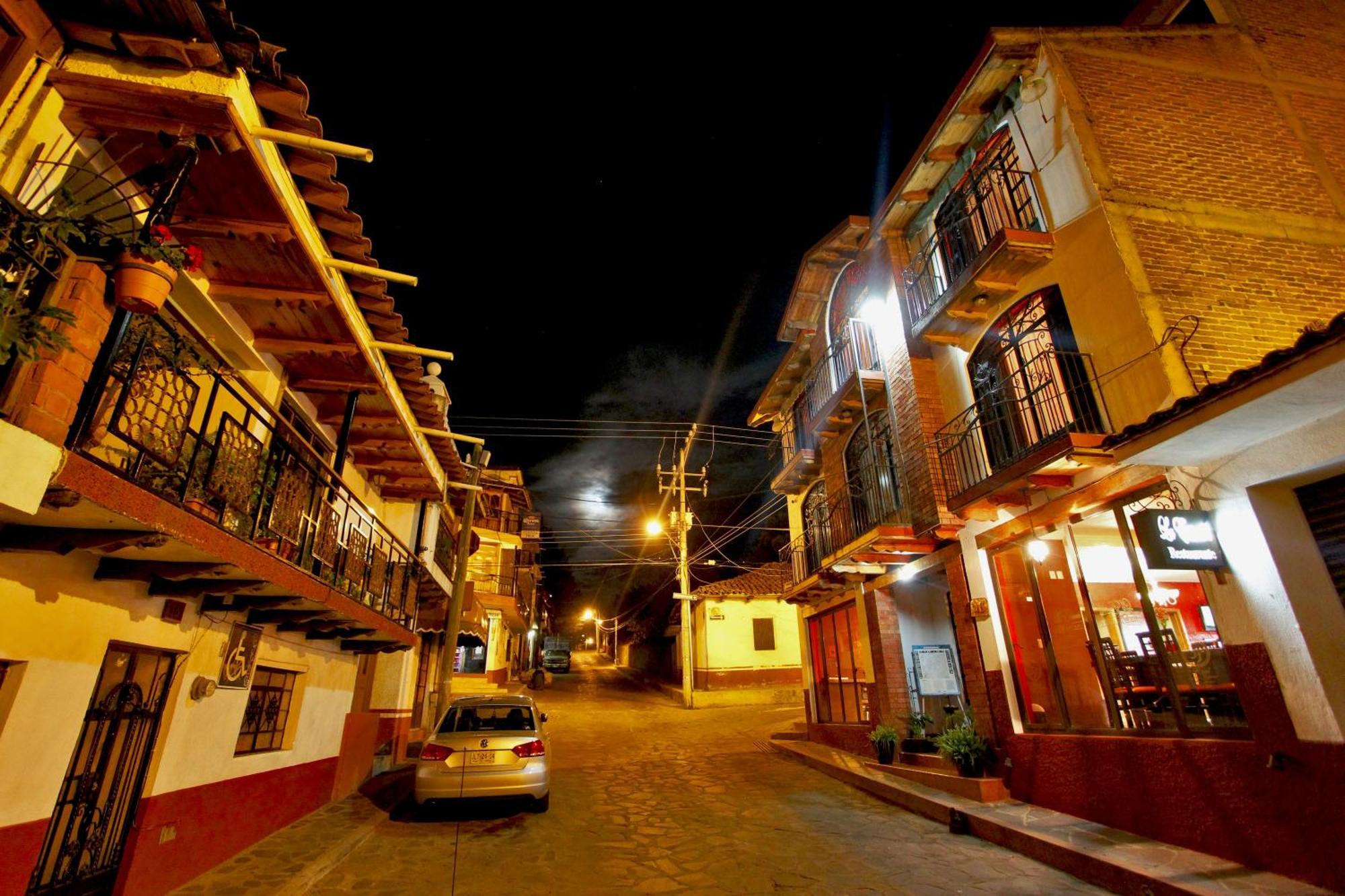 Hotel Real De La Sierra Mazamitla Extérieur photo
